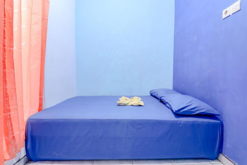 Pinky Guest House Batu Batu  Exterior photo